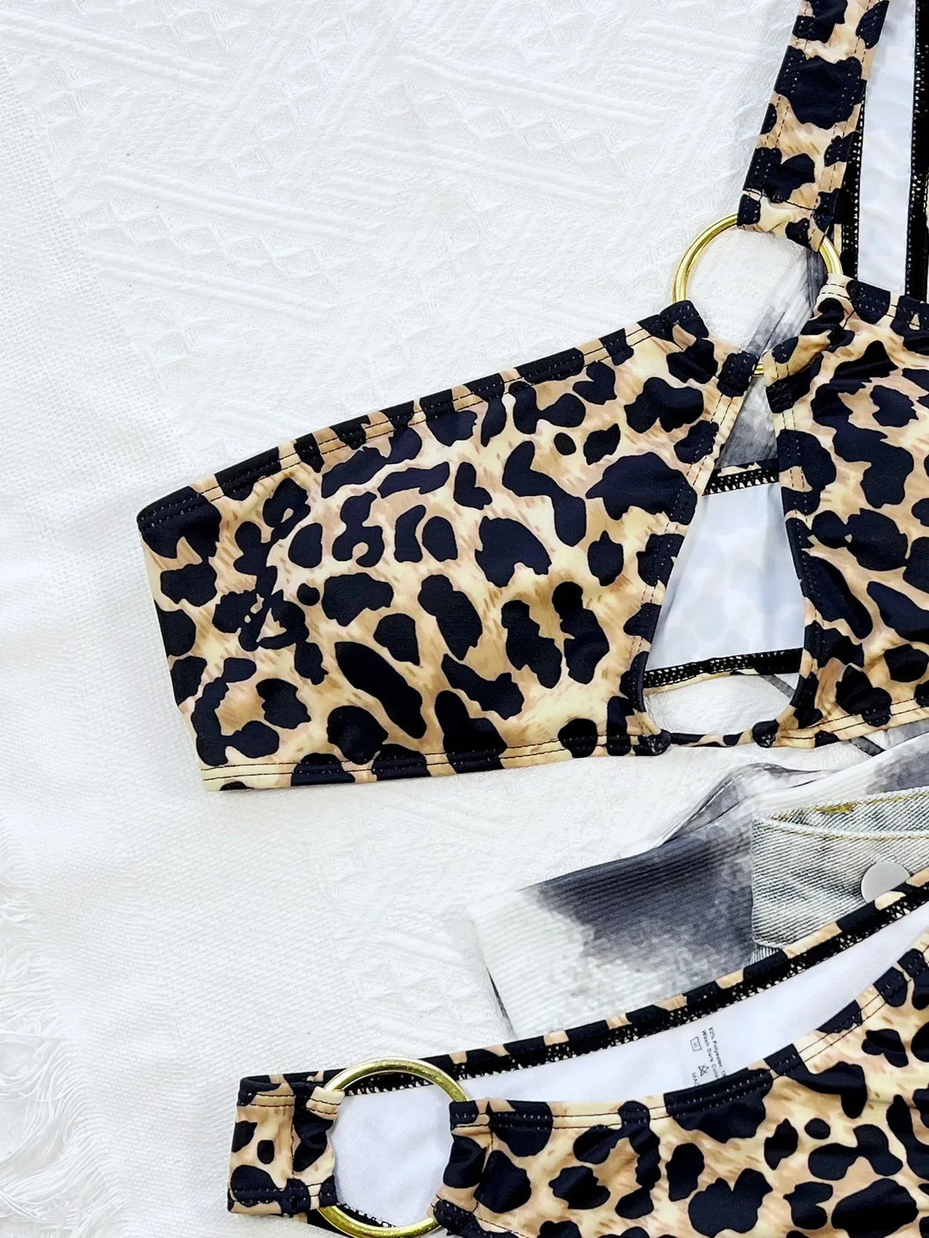 Maillot de bain 2pièces imprimé léopard