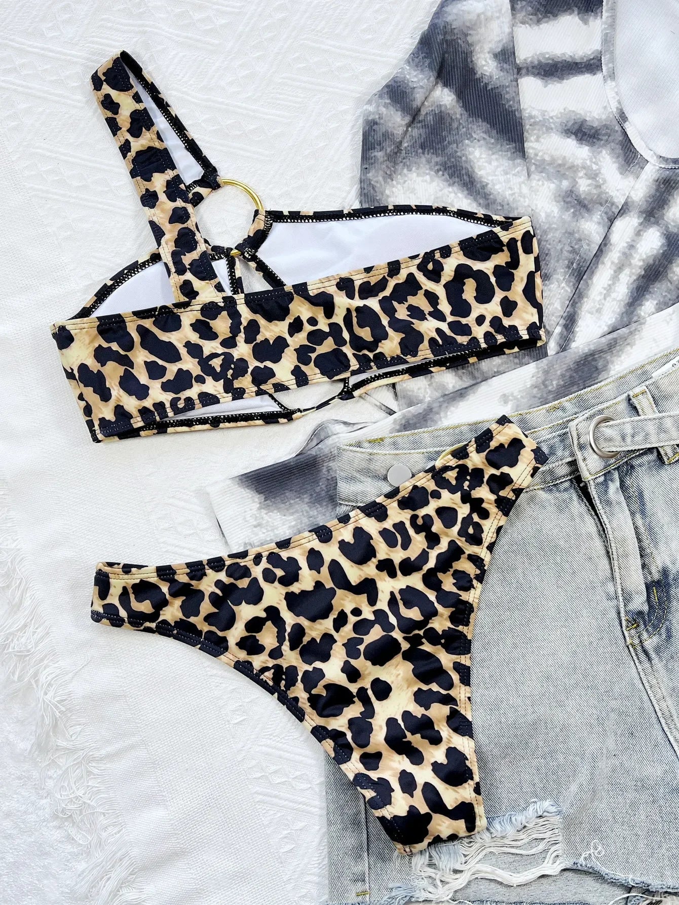 Maillot de bain 2pièces imprimé léopard
